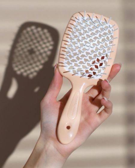 Hairbrush 1